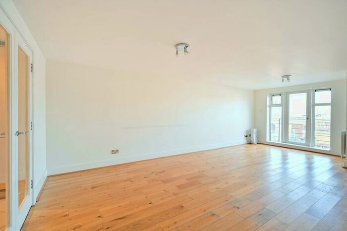 2 Bedroom Flat To Rent In Jerome Place, Kingston, Kingston Upon Thames, KT1