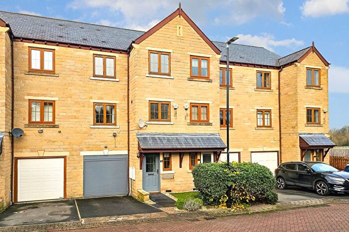 4 Bedroom Terraced House To Rent In The Beeches, Pool In Wharfedale, LS21