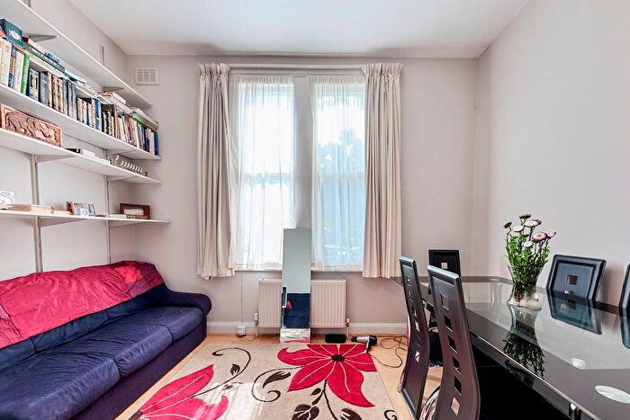 1 Bedroom Flat To Rent In Achilles Road, London, NW6