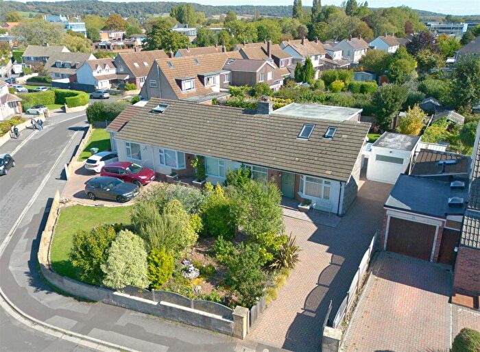 3 Bedroom Semi-Detached Bungalow For Sale In Hillcrest Road, Nailsea, BS48