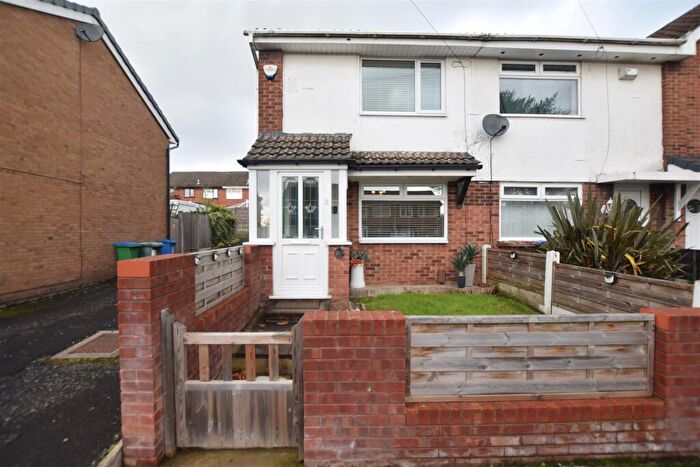 2 Bedroom House To Rent In Summerfield Drive, Middleton, Manchester, M24
