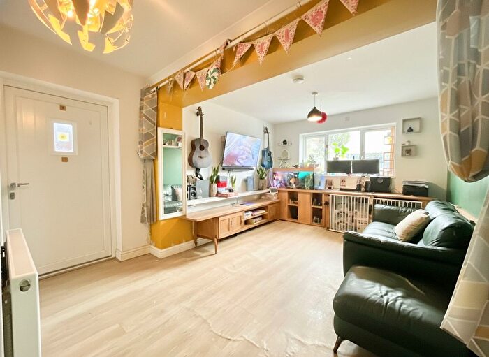 3 Bedroom Detached Bungalow For Sale In Litley Drive, Cheadle, ST10