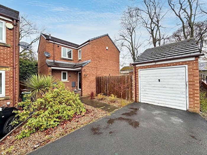 3 Bedroom Detached House For Sale In Longlands Drive, Houghton Le Spring, DH5