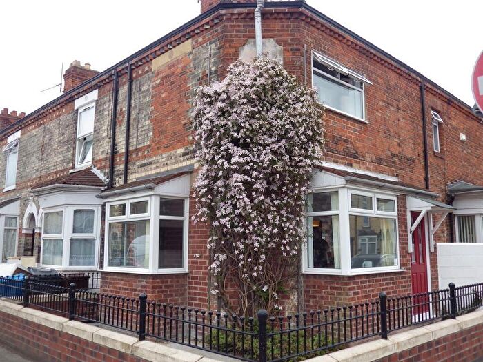 3 Bedroom Terraced House For Sale In Alliance Avenue, Hull, HU3