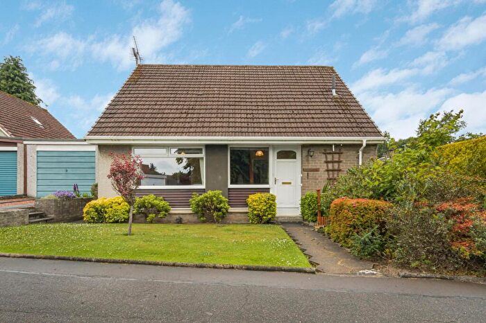 2 Bedroom Detached House For Sale In Erskine Hill, Polmont, FK2