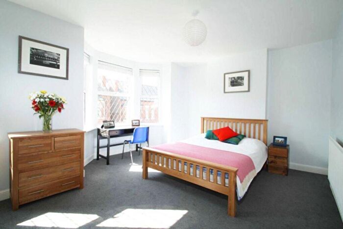 1 Bedroom House To Rent In Kimbolton Avenue, Lenton, Nottingham, NG7