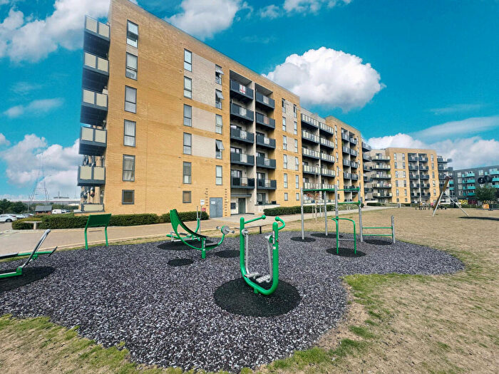 1 Bedroom Flat For Sale In Breacher House, Handley Page Road, Barking, IG11