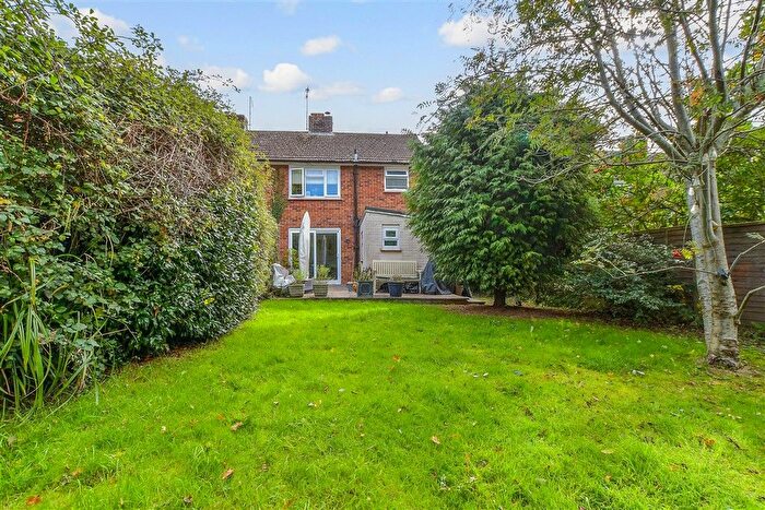 3 Bedroom Semi-Detached House For Sale In Marshalls Land, St Michaels, Tenterden, Kent, TN30