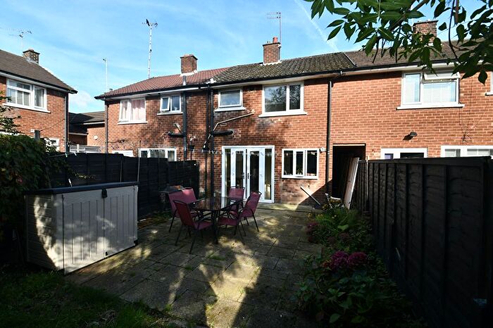 3 Bedroom Terraced House For Sale In Brentwood, Salford, M6