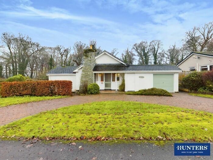 3 Bedroom Detached Bungalow For Sale In Riverbank Road, Kendal, LA9