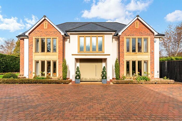 5 Bedroom Detached House For Sale In Massams Lane, Formby, L37