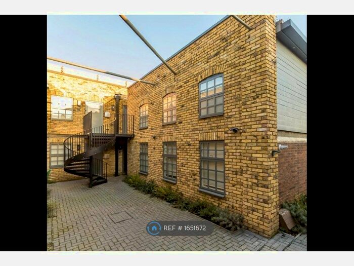 1 Bedroom Flat To Rent In Elm Grove, London, SW19