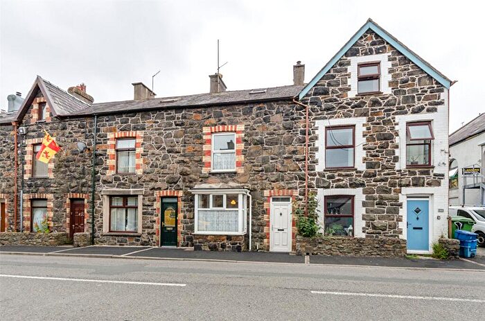 4 Bedroom Terraced House For Sale In High Street, Llanberis, Caernarfon, Gwynedd, LL55