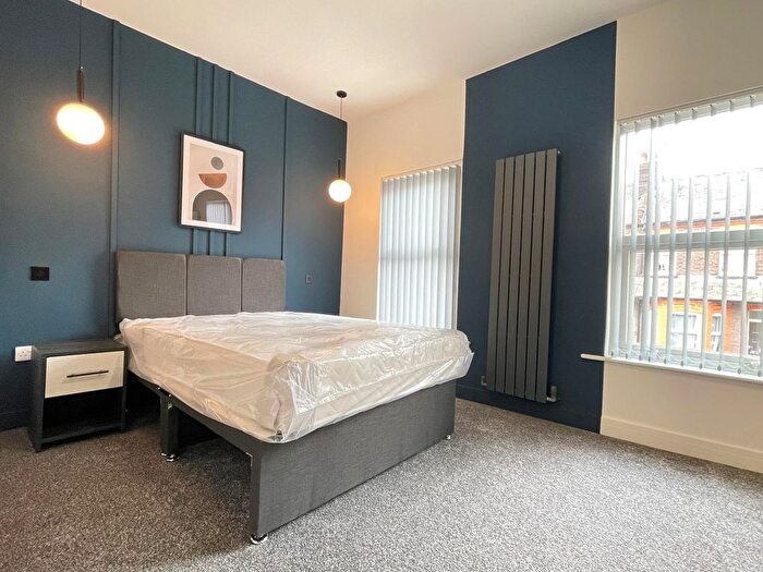 1 Bedroom Studio To Rent In Clarendon Road, Luton, Bedfordshire, LU2