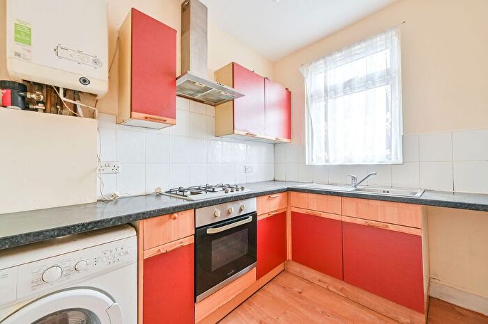 2 Bedroom Maisonette To Rent In Norton Road, Wembley, HA0