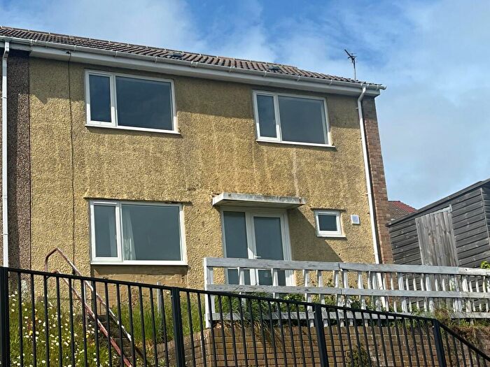 3 Bedroom Terraced House To Rent In Weavers Way, Dover, CT16