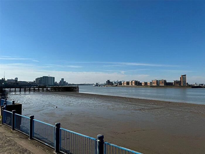 2 Bedroom Flat For Sale In Anson Place, Thamesmead, SE28