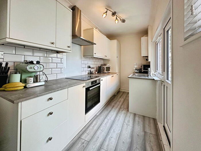 3 Bedroom Terraced House For Sale In Handley Street, Leicester, LE2