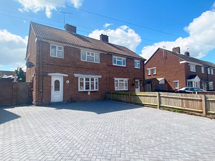 3 Bedroom Semi-Detached House To Rent In Dene Holm Road, Northfleet, Gravesend, Kent, DA11