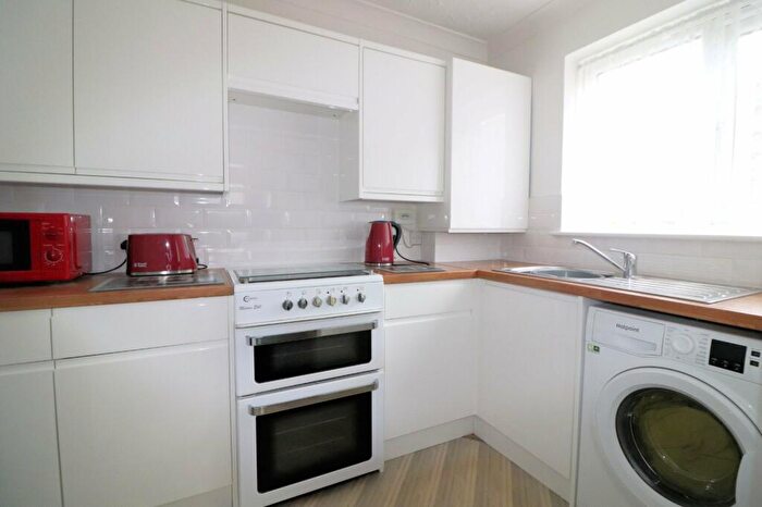 1 Bedroom Flat For Sale In Knights Court, The Nursery, Erith, DA8