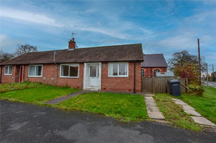 2 Bedroom Bungalow To Rent In Chapel Crescent, Great Fencote, Northallerton, North Yorkshire, DL7