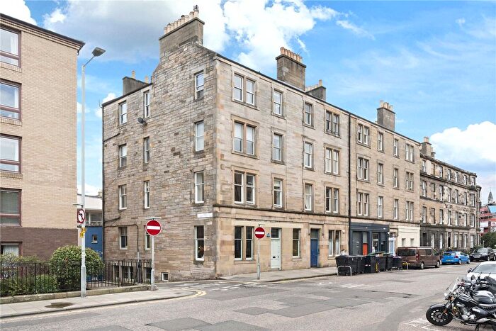 3 Bedroom Flat For Sale In The Corner House, Henderson Row, New Town, Edinburgh, EH3