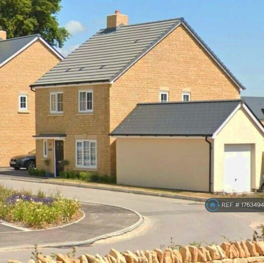 4 Bedroom Detached House To Rent In Sandown Crescent, Corsham, SN13