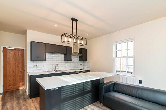 4 Bedroom Flat To Rent In Clarendon Street, Nottingham, Nottinghamshire, NG1