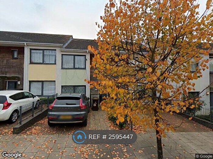 3 Bedroom Terraced House To Rent In Cowper Crescent, Colchester, CO4