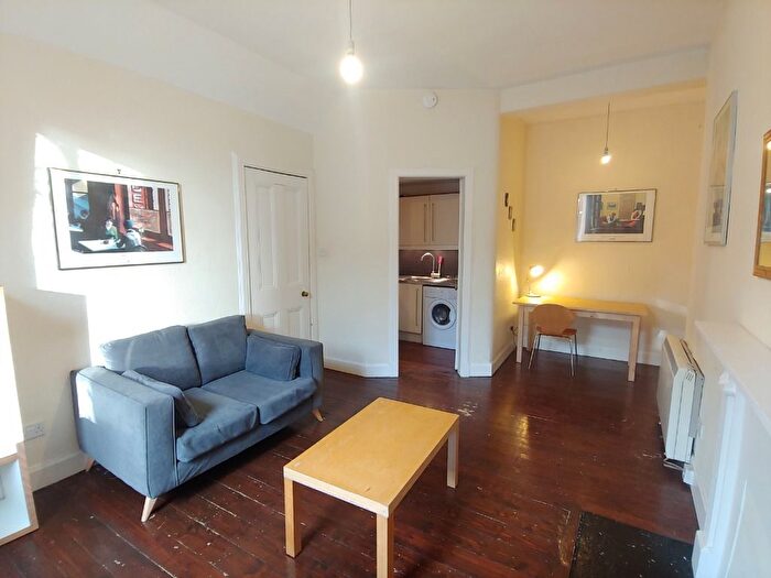 1 Bedroom Flat To Rent In Westfield Road, Ednburgh, EH11