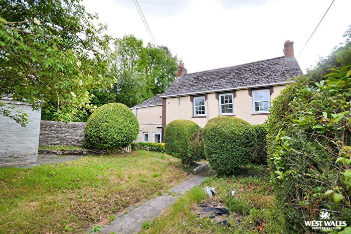 3 Bedroom Detached House For Sale In Station Road, Newcastle Emlyn, SA38
