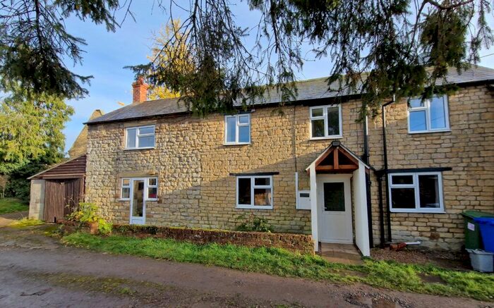 3 Bedroom Cottage To Rent In Church Road, Greatworth, Oxon, OX17