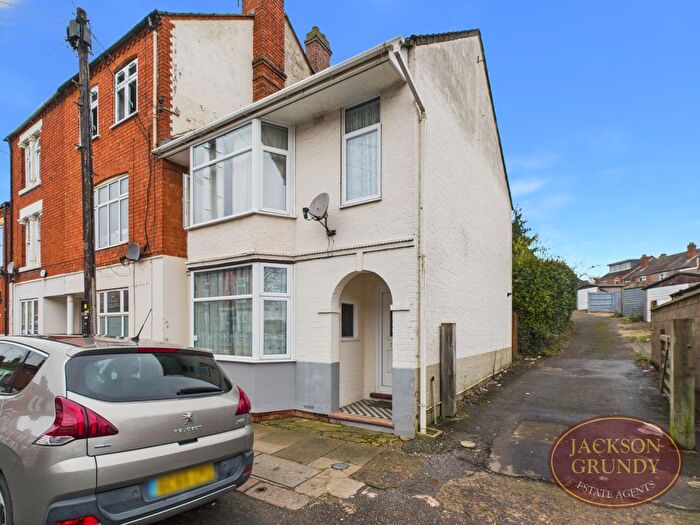 3 Bedroom End Terrace House For Sale In Stanhope Road, Queens Park, NN2