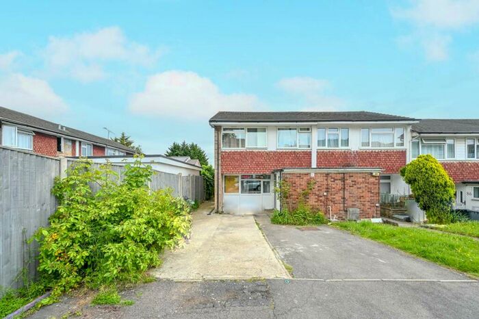 6 Bedroom End Of Terrace House To Rent In Guildford Park Avenue, , Guildford, GU2