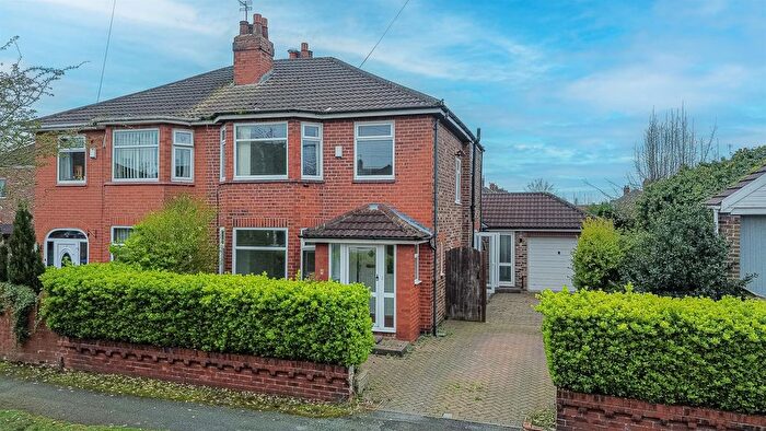 3 Bedroom Semi Detached House For Sale In Irwell Road, Warrington, WA4