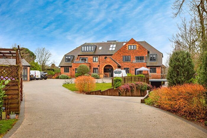 2 Bedroom Flat For Sale In Nicker Hill, Keyworth, Nottingham, NG12