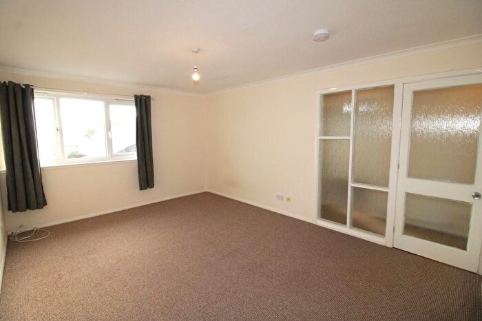 2 Bedroom Flat For Sale In Craigard Place, Kinmylies, Inverness., IV3