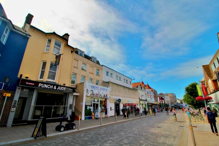1 Bedroom Flat To Rent In High Street, Bognor Regis, West Sussex, PO21