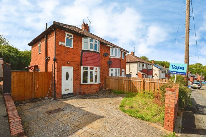 3 Bedroom Semi-detached House For Sale In Milburn Crescent, Stockton-On-Tees, TS20