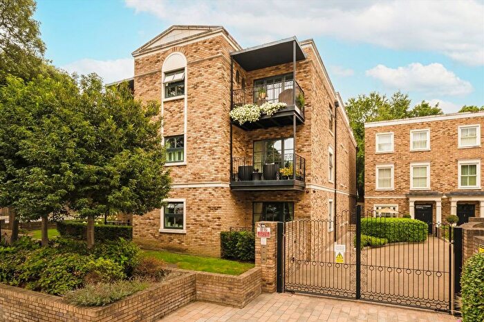 1 Bedroom Flat To Rent In Palladian Gardens, Chiswick, W4