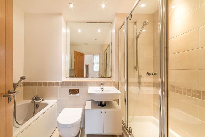 1 Bedroom Flat To Rent In Arlington Road, Camden, London, NW1