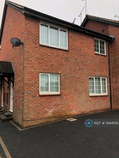 1 Bedroom Terraced House To Rent In Sudeley Gardens, Hockley, SS5