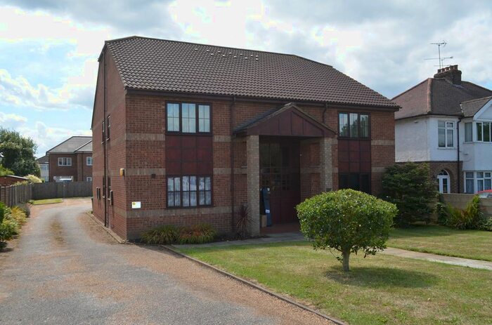 1 Bedroom Flat To Rent In London Road, Ashford TW15