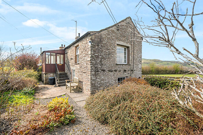 2 Bedroom Semi-Detached House For Sale In Smithy Cottage, Howgill, LA10