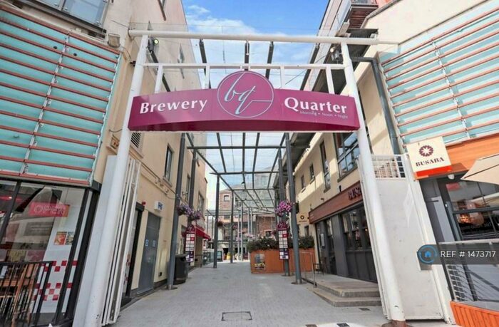 1 Bedroom Flat To Rent In Dray Court, Cardiff, CF10