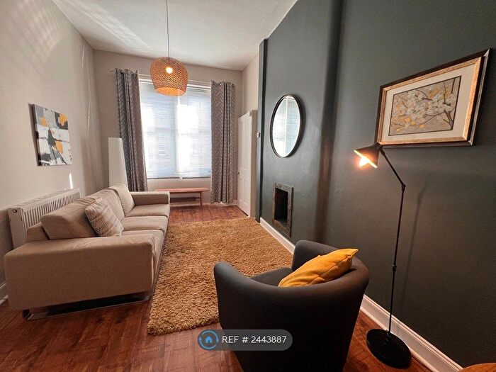 1 Bedroom Flat To Rent In Dean Park Street, Edinburgh, EH4