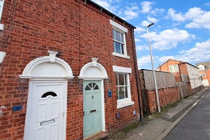 2 Bedroom Terraced House To Rent In Cross Street, Stoke-On-Trent, ST7