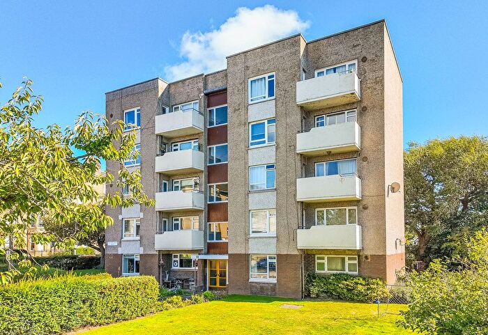 2 Bedroom Flat For Sale In Falcon Road West, Morningside, Edinburgh, EH10