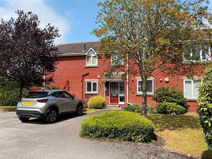1 Bedroom Flat For Sale In Meadow View, Kew, Southport, PR8