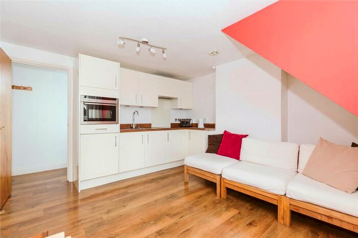 1 Bedroom Apartment To Rent In College Road, Clifton, Bristol, BS8